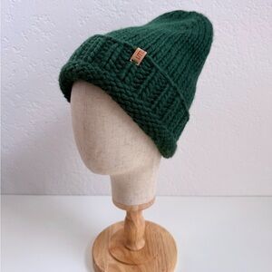 Handmade Chunky Beanie — Thick Knit Hat, Warm Winter Accessory (Green)